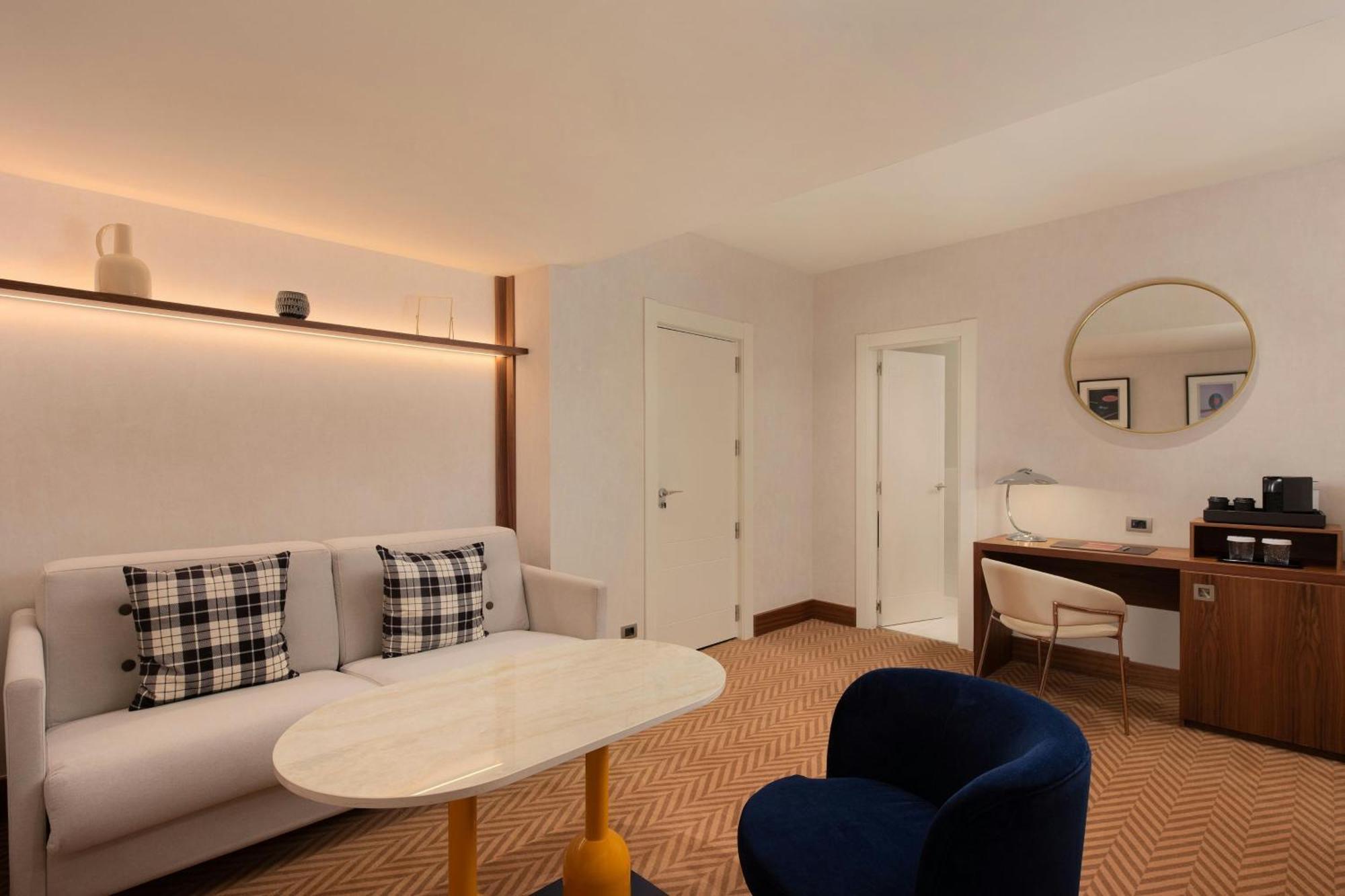 Chambre Lit King-Size avec Canapé-Lit