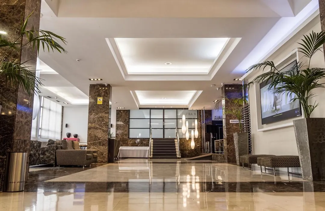 Hotel Ilunion Abando Bilbao-1